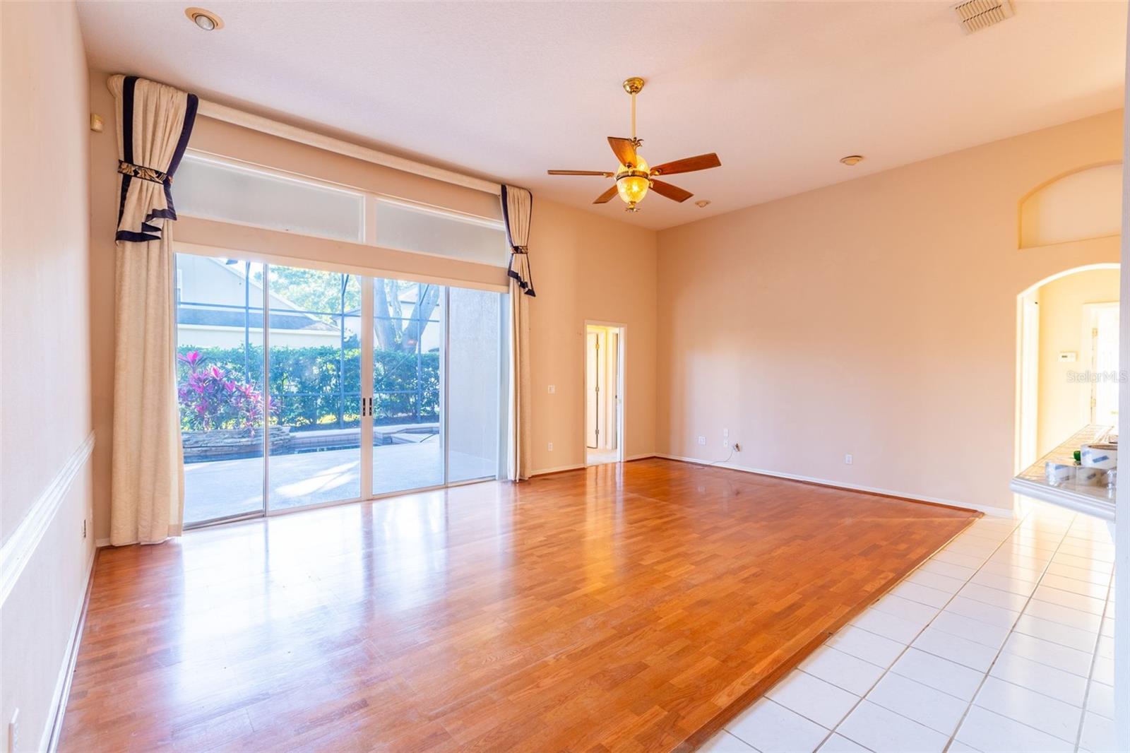 Image 14 of 64 For 497 Pickfair Terrace