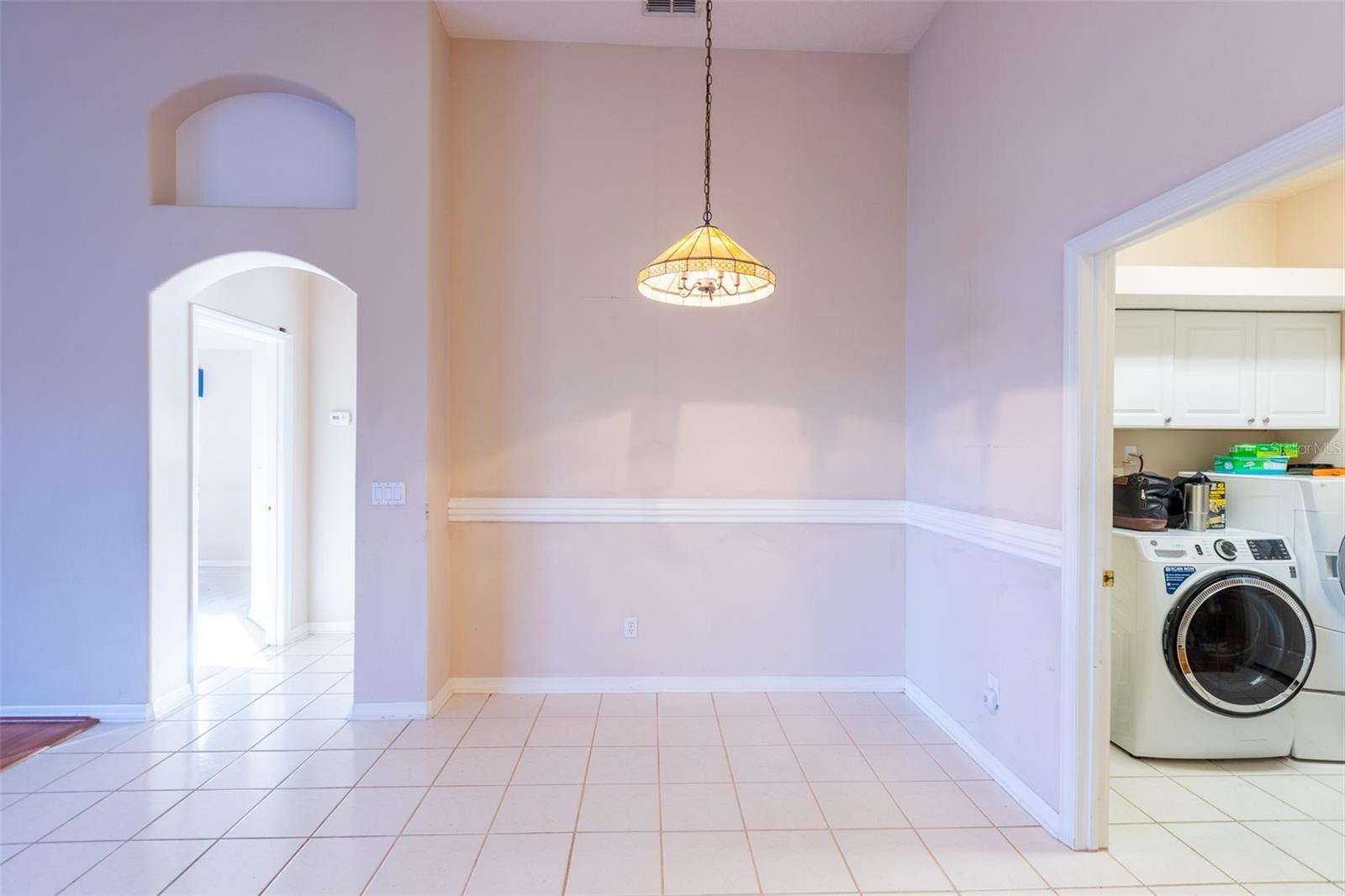 Image 19 of 64 For 497 Pickfair Terrace