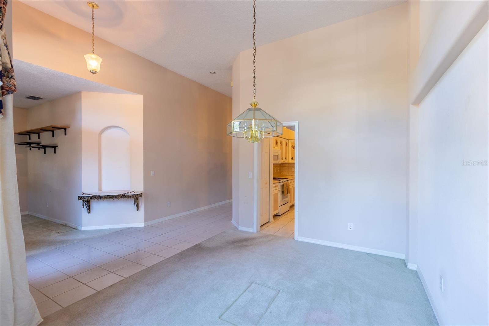 Image 9 of 64 For 497 Pickfair Terrace