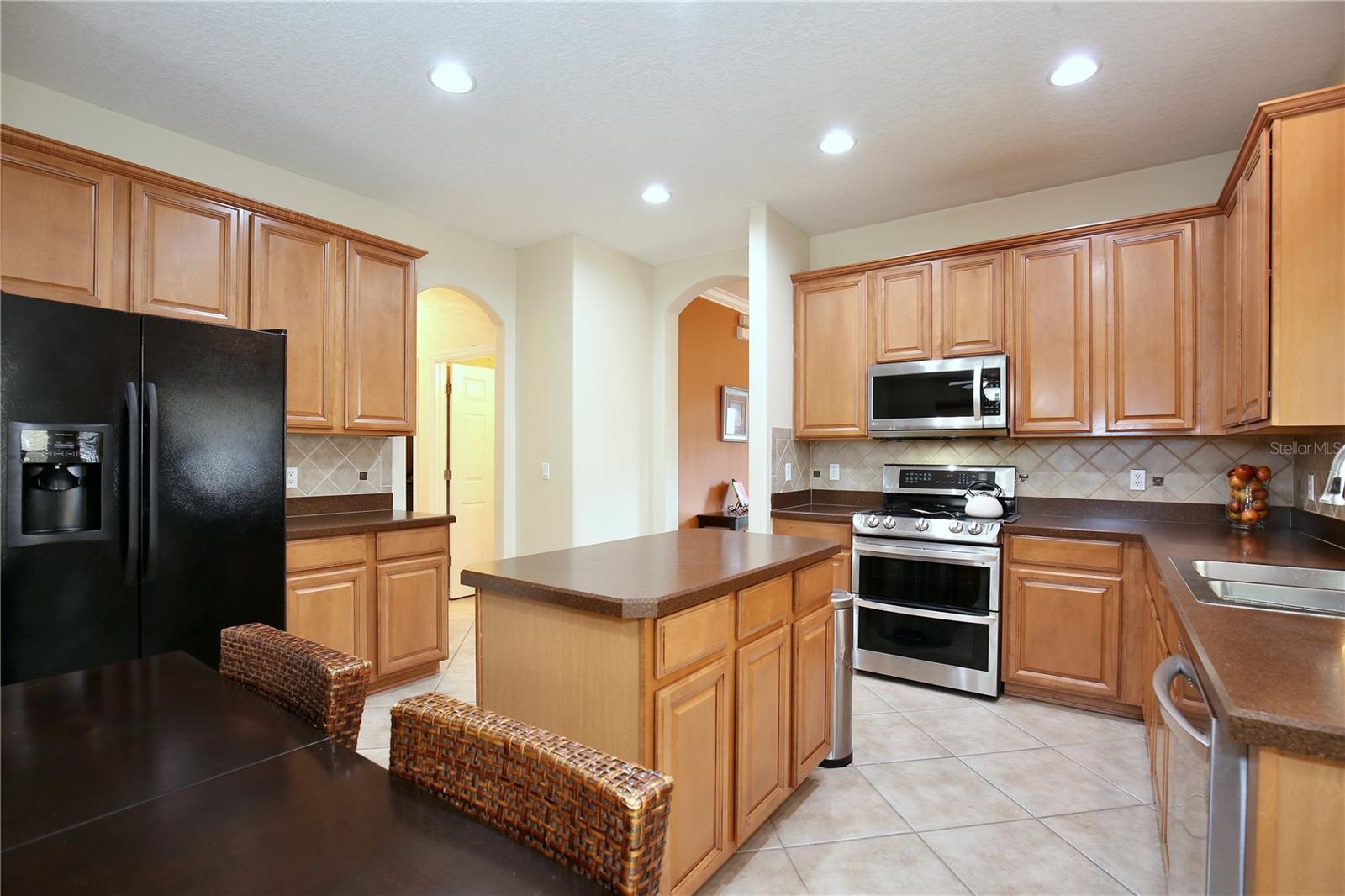 Image 6 of 26 For 8869 Atwater Loop