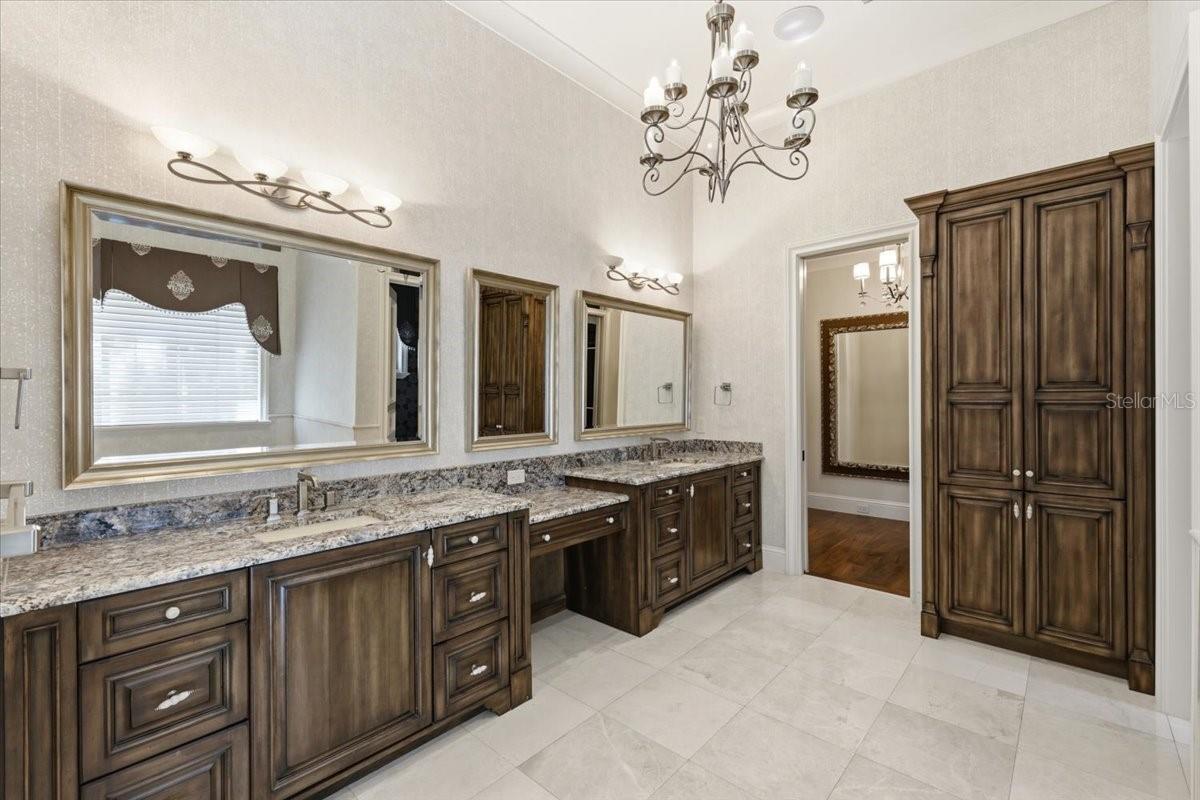 Image 12 of 27 For 4906 Aviva Garden Court