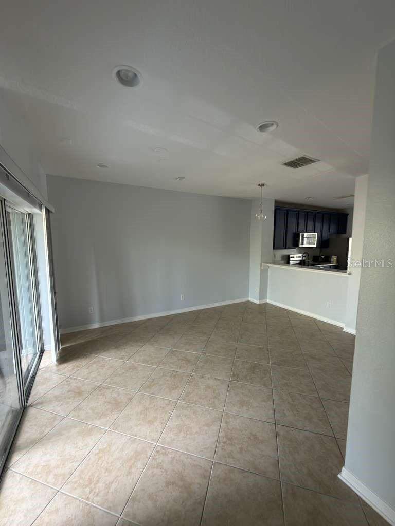 Image 11 of 30 For 3313 Wilshire Way Road