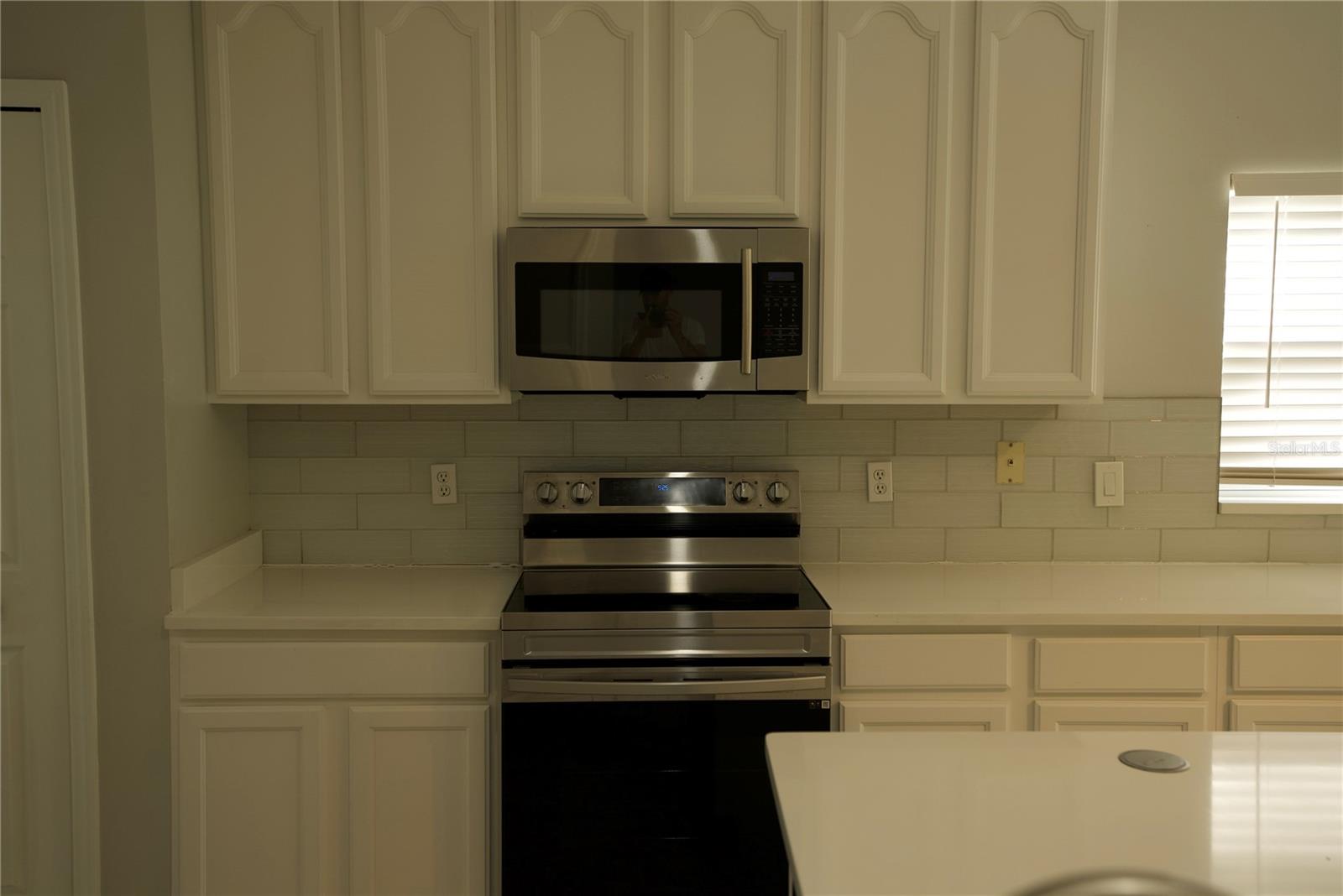 Image 14 of 33 For 14014 Eden Isle Boulevard