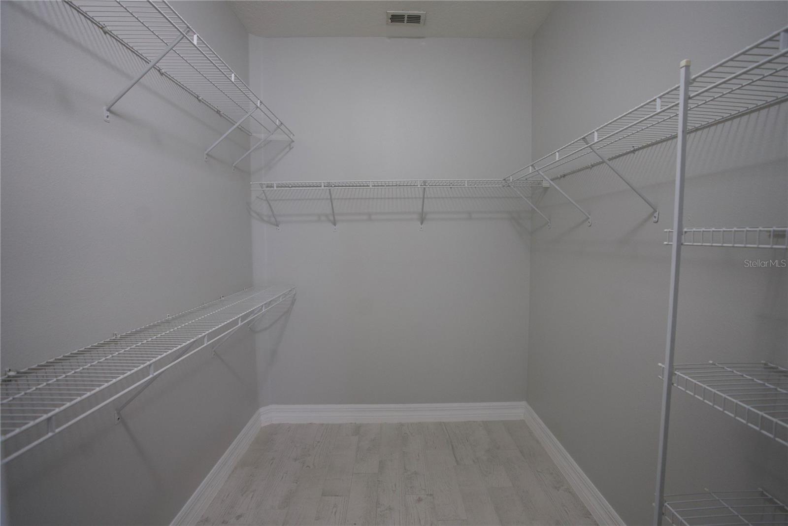 Image 22 of 33 For 14014 Eden Isle Boulevard