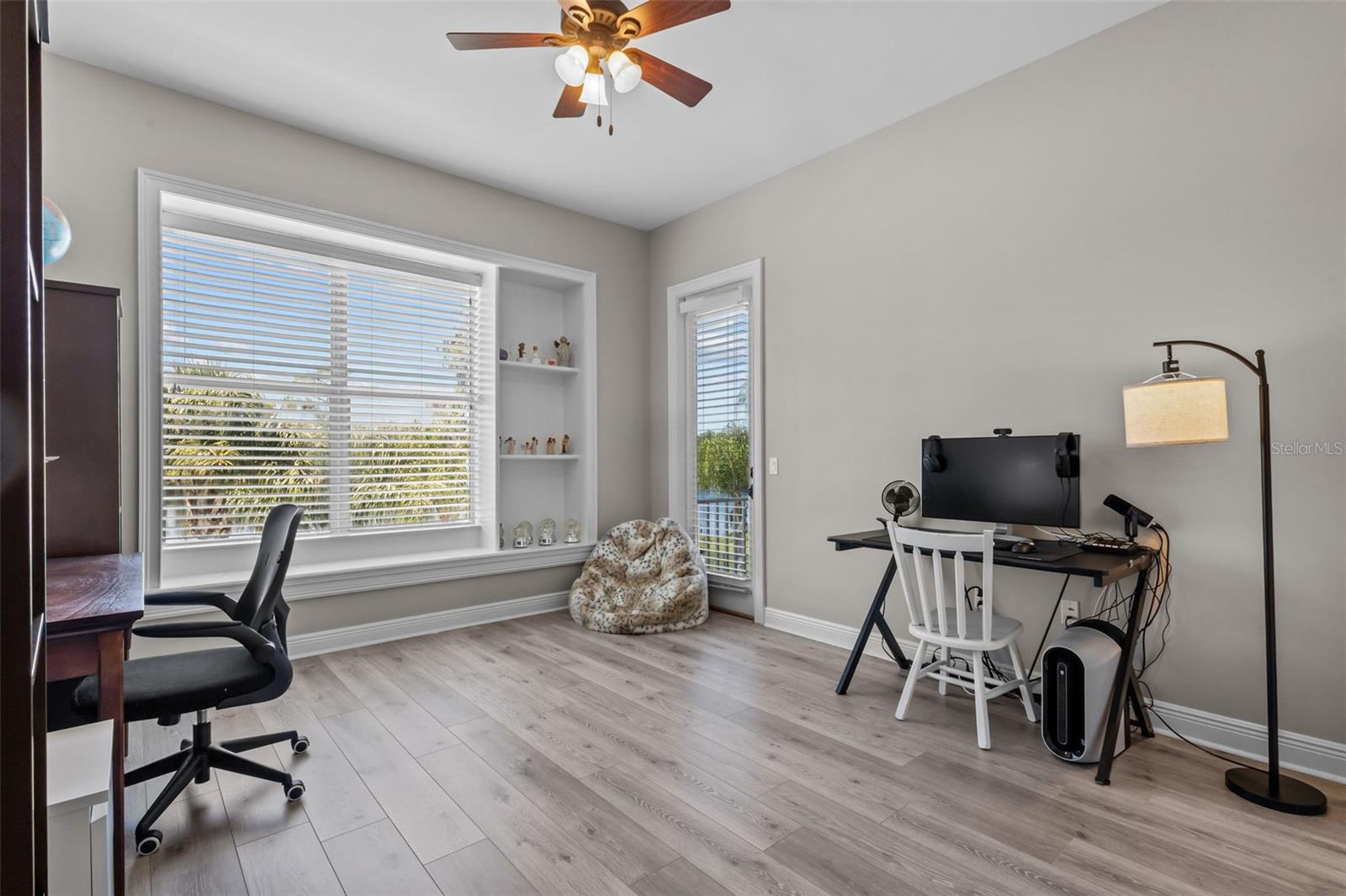 Image 20 of 27 For 1306 Merry Water Drive