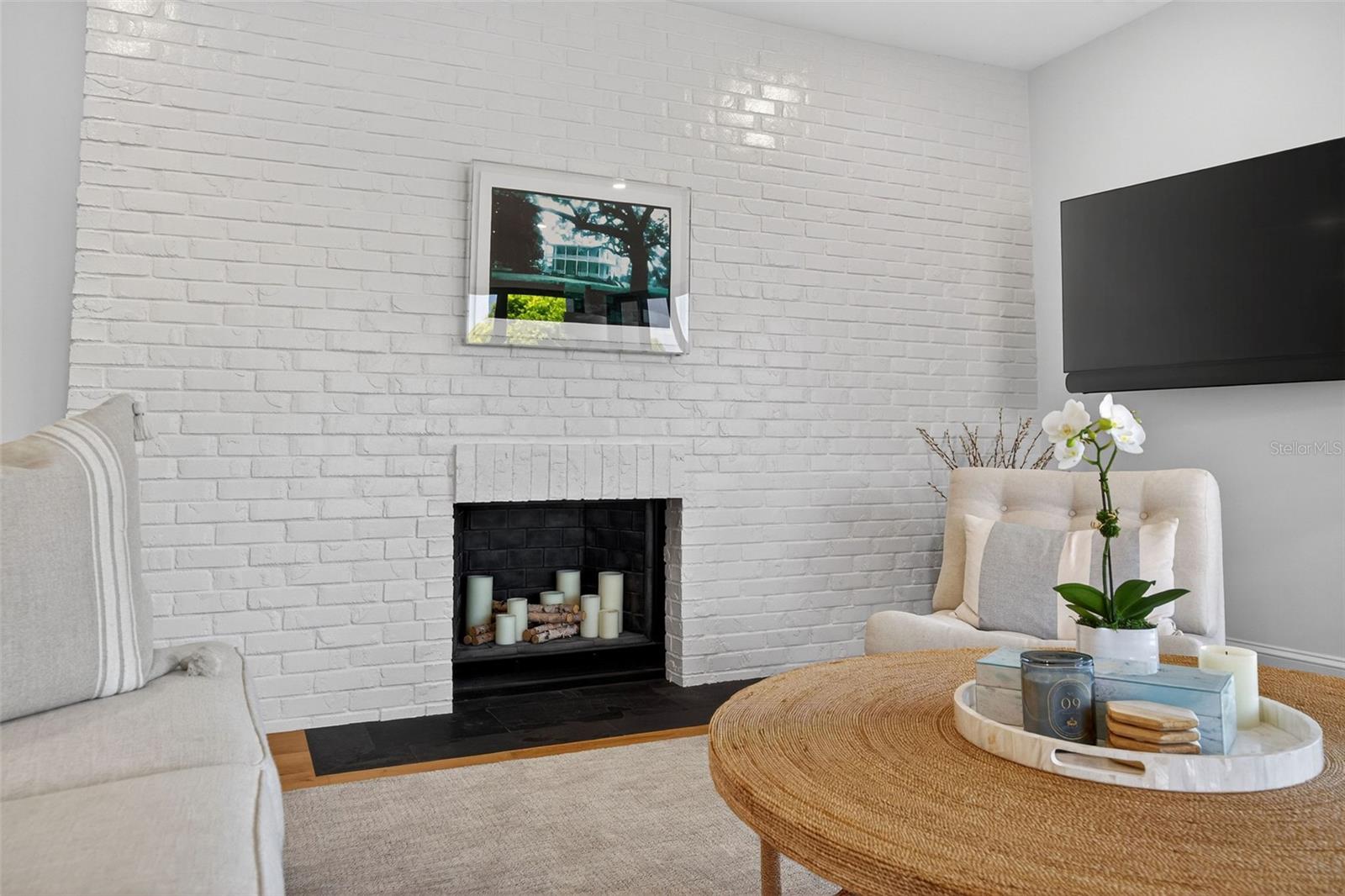 Image 15 of 58 For 106 Interlachen Avenue 518