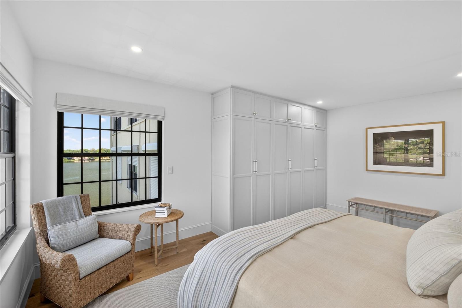 Image 31 of 58 For 106 Interlachen Avenue 518