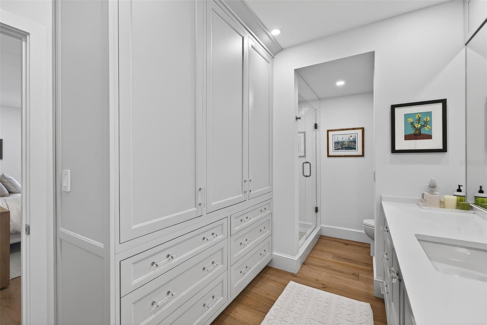 Image 37 of 58 For 106 Interlachen Avenue 518