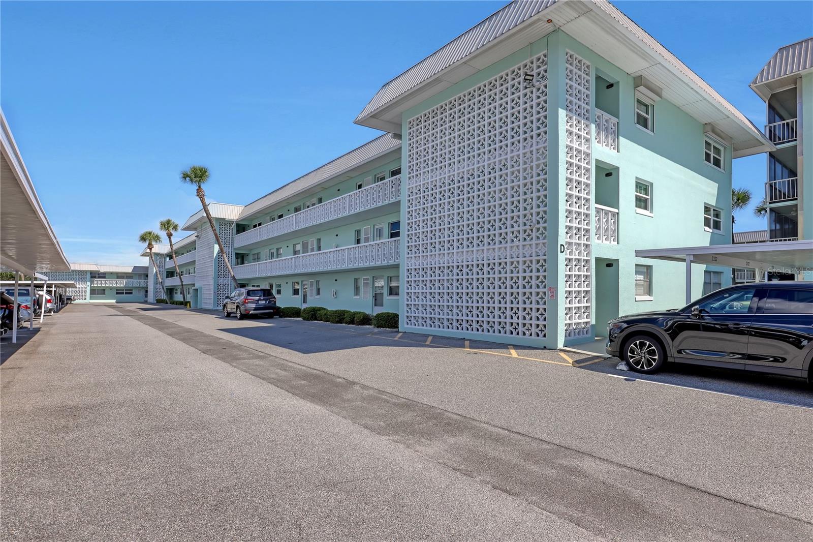 Image 17 of 24 For 325 Causeway  D104