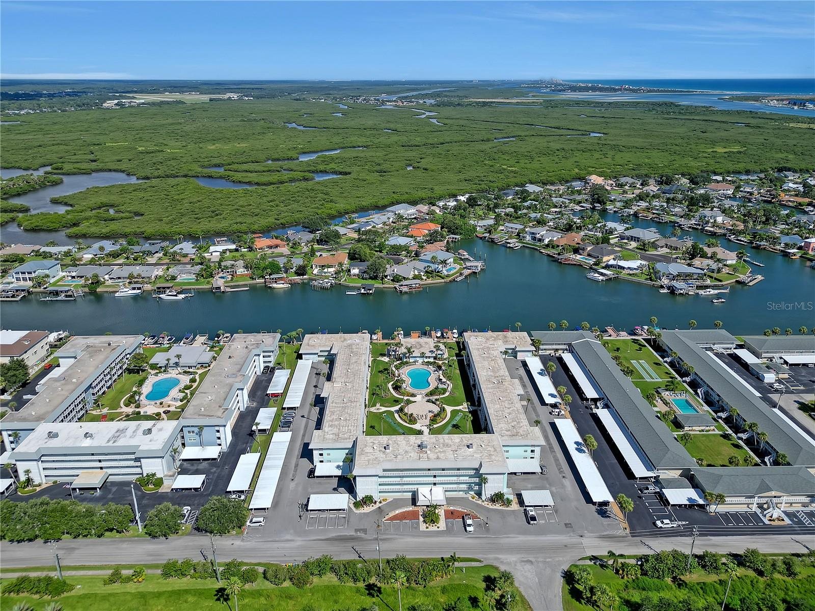 Image 20 of 24 For 325 Causeway  D104