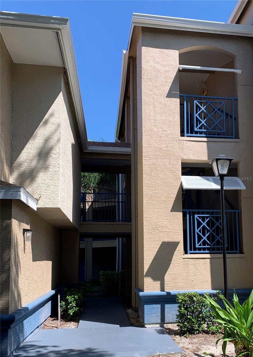 Image 2 of 10 For 7330 Westpointe Boulevard 434