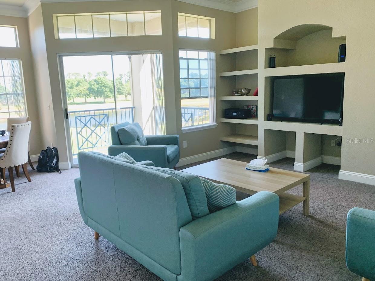 Image 4 of 10 For 7330 Westpointe Boulevard 434