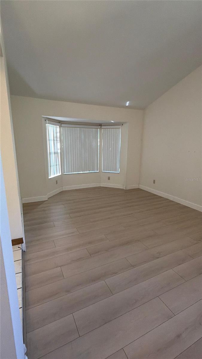 Image 4 of 11 For 4207 Arbor Oaks Court