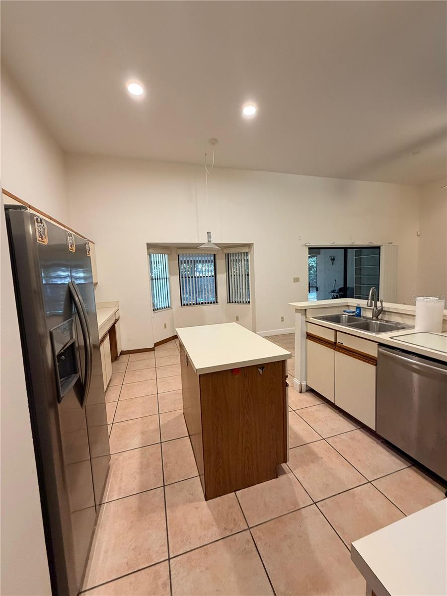 Image 6 of 11 For 4207 Arbor Oaks Court