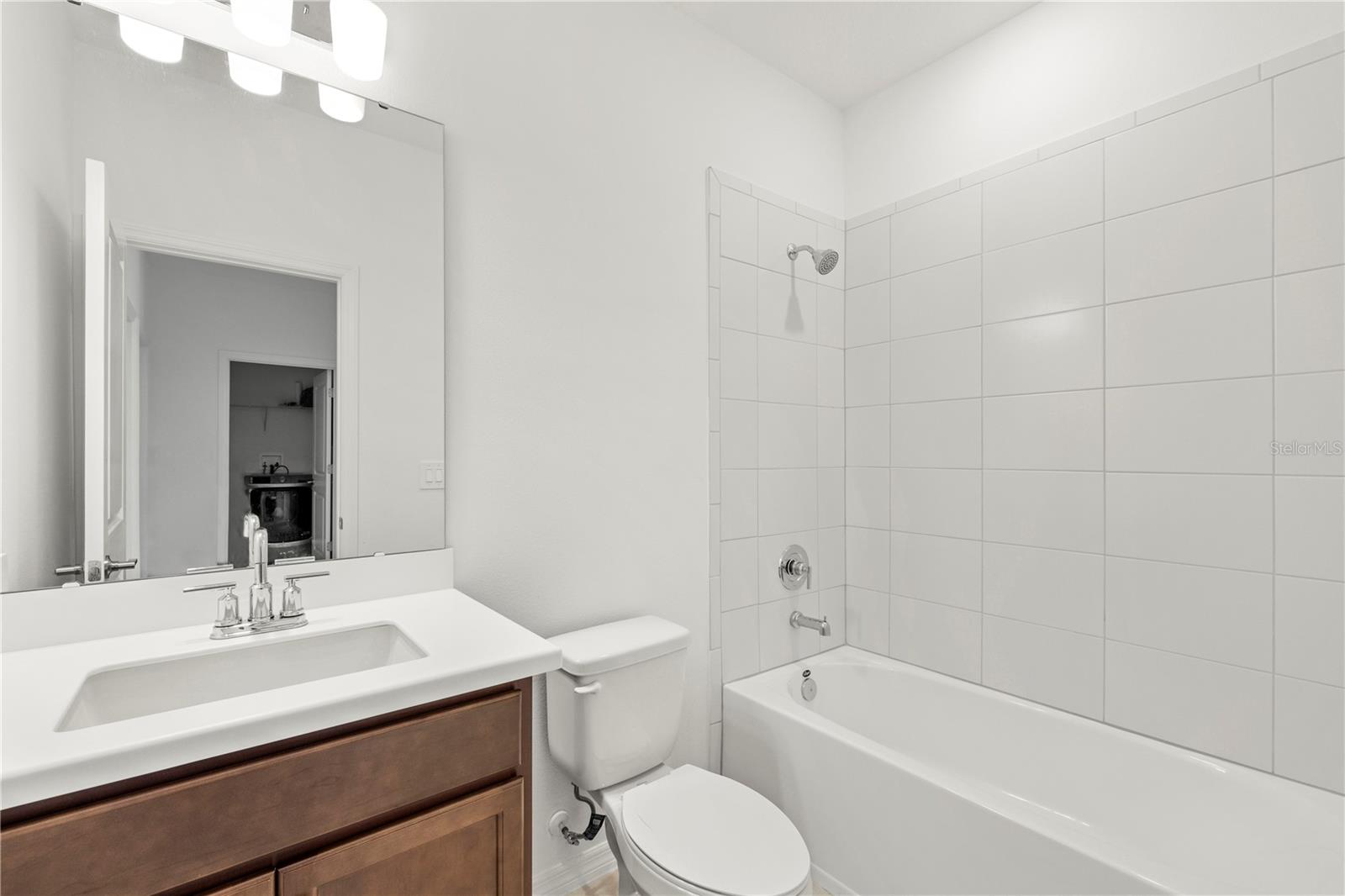 Image 19 of 30 For 16277 Honey Harvest Street