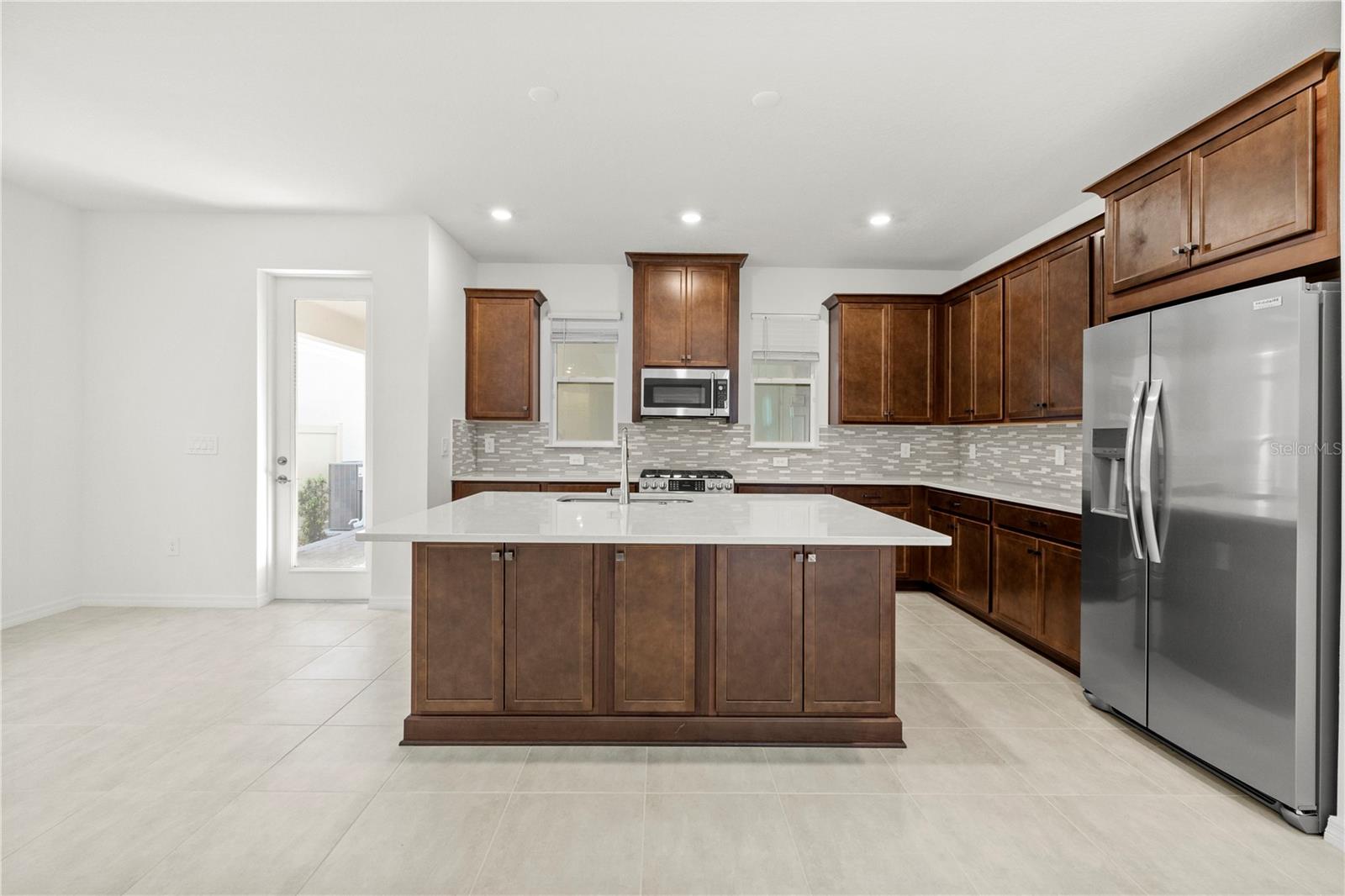 Image 9 of 30 For 16277 Honey Harvest Street