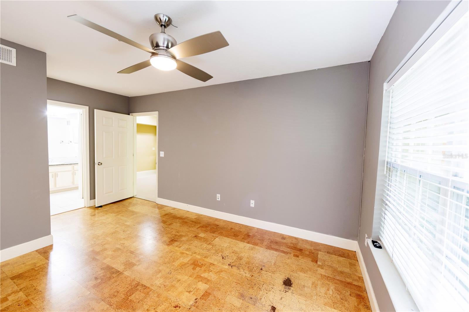 Image 13 of 36 For 738 Crest Pines Drive 714