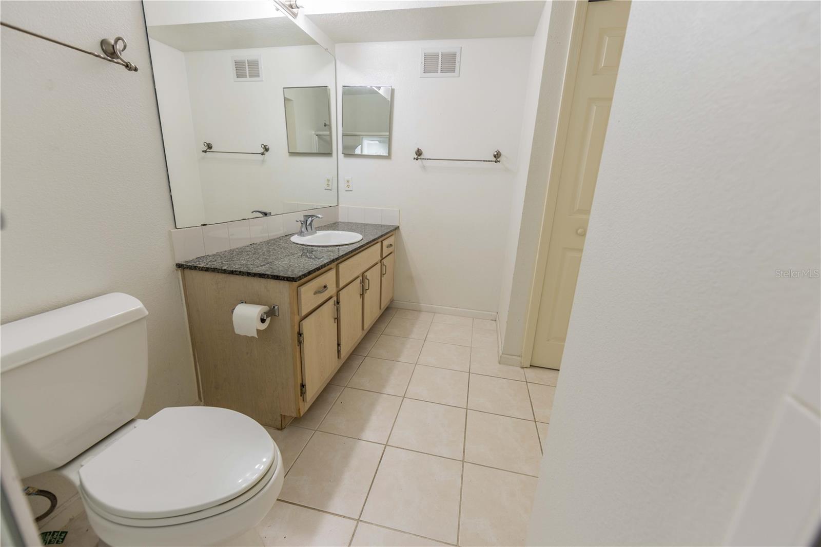 Image 17 of 36 For 738 Crest Pines Drive 714