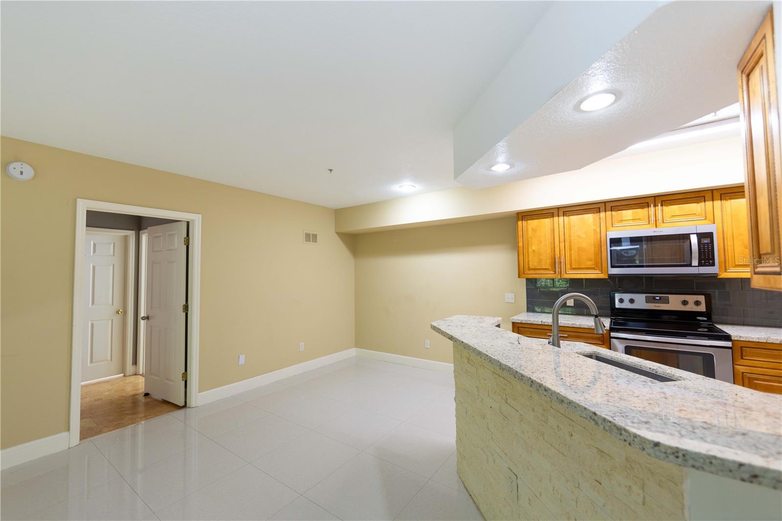 Image 4 of 36 For 738 Crest Pines Drive 714