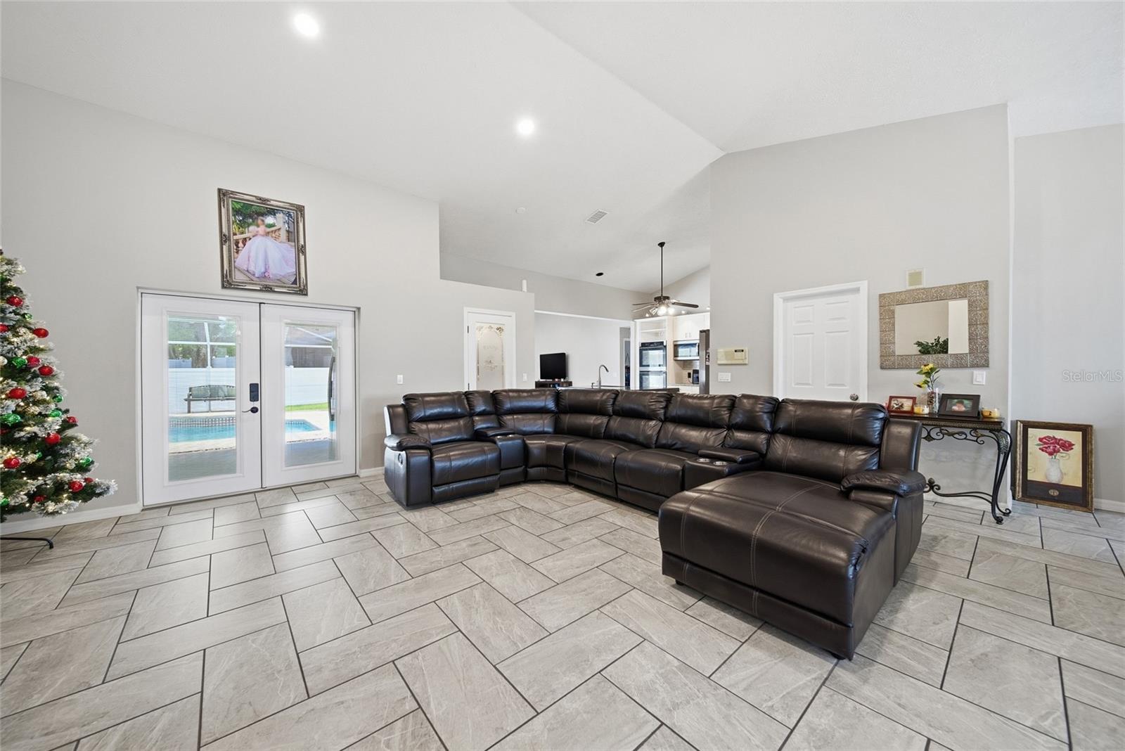 Image 8 of 41 For 2305 Marseille Court