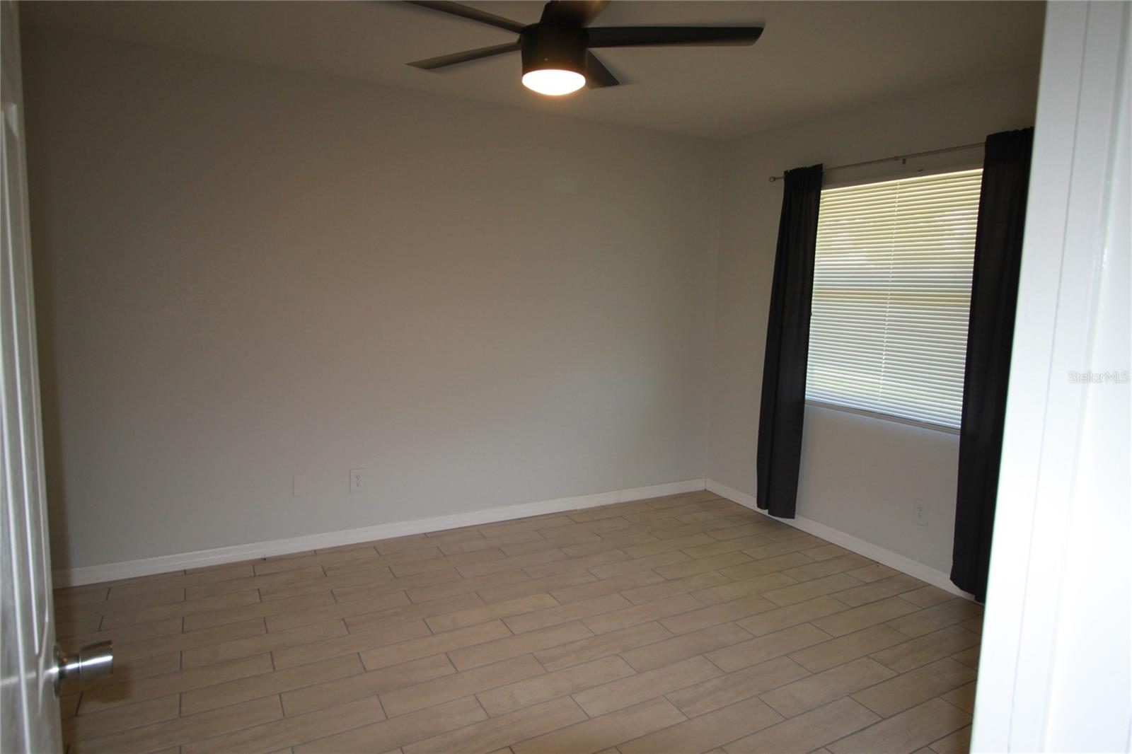 Image 5 of 14 For 1416 Osceola Park Drive