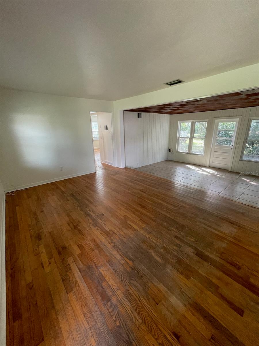 Image 5 of 18 For 319 22nd Street Sw