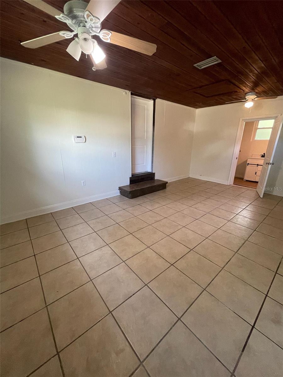 Image 7 of 18 For 319 22nd Street Sw