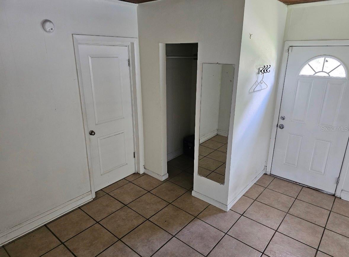 Image 8 of 18 For 319 22nd Street Sw