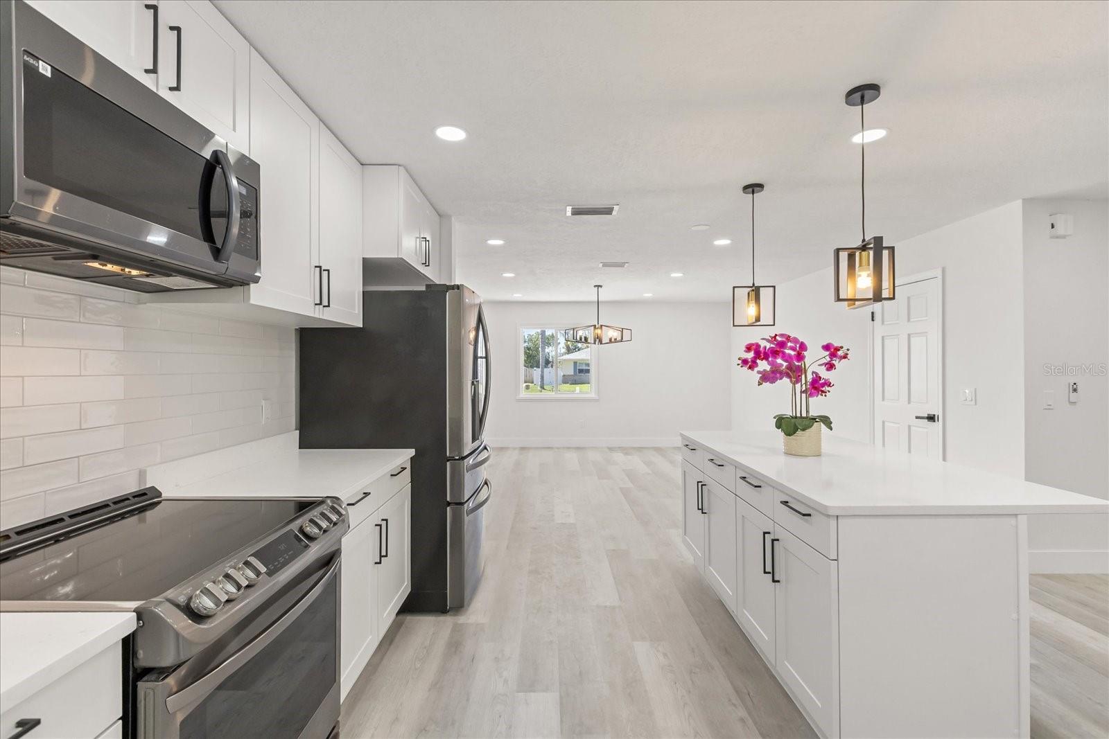 Image 12 of 53 For 918 Atmore Circle