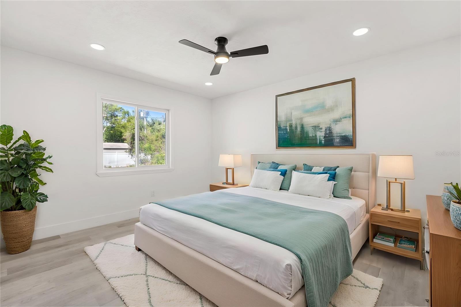 Image 20 of 53 For 918 Atmore Circle