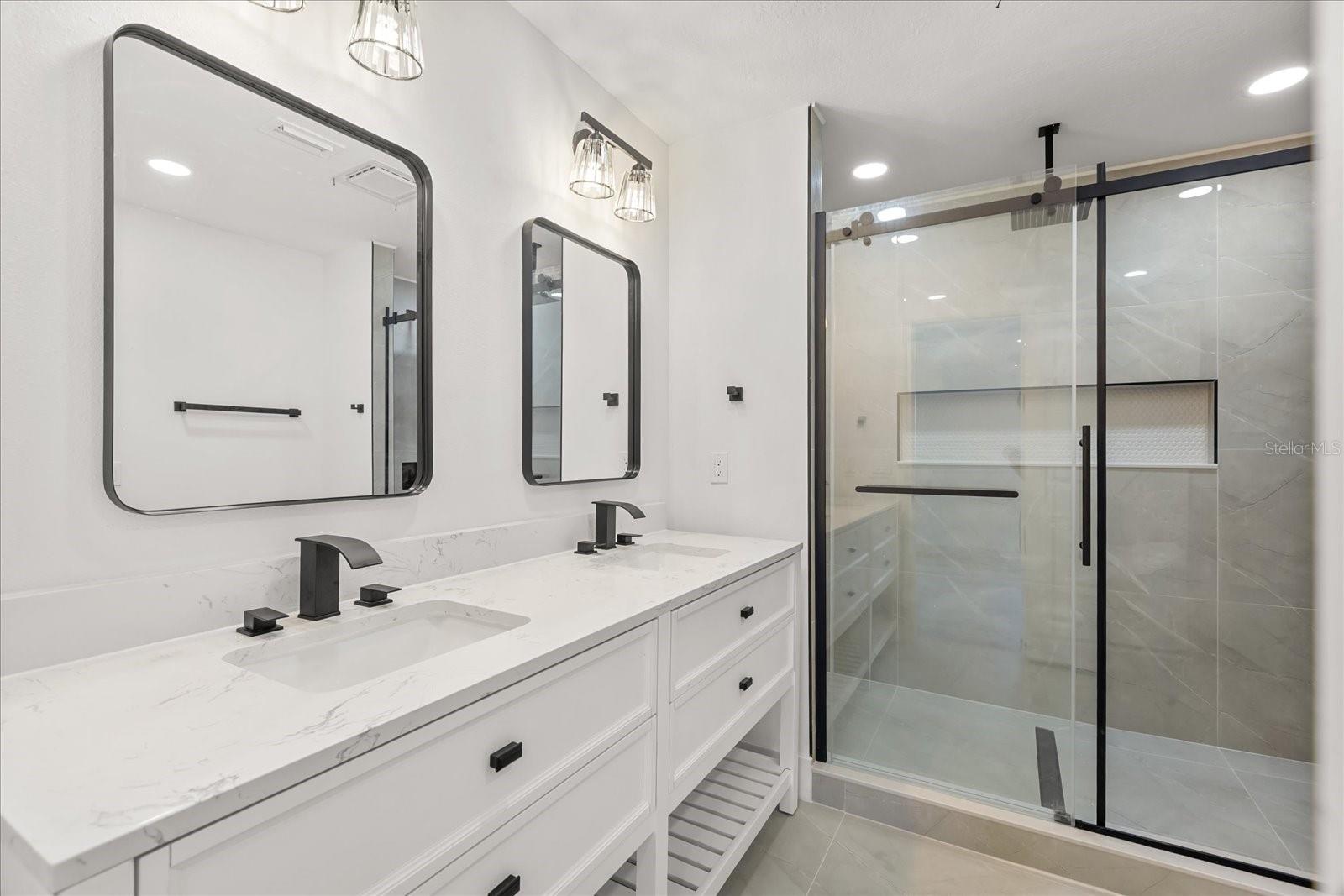 Image 40 of 53 For 918 Atmore Circle