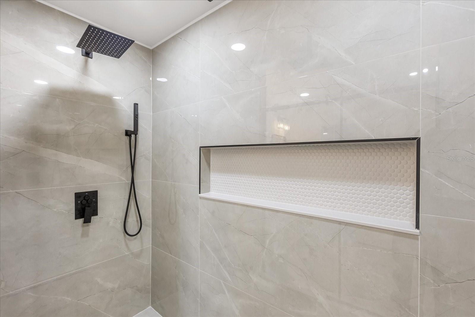 Image 42 of 53 For 918 Atmore Circle