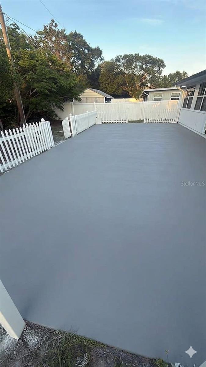 Image 44 of 53 For 918 Atmore Circle