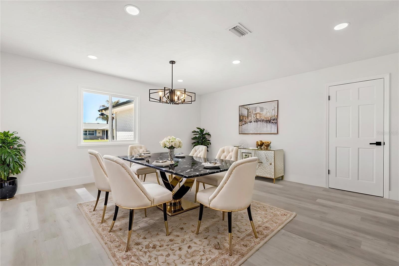 Image 5 of 53 For 918 Atmore Circle