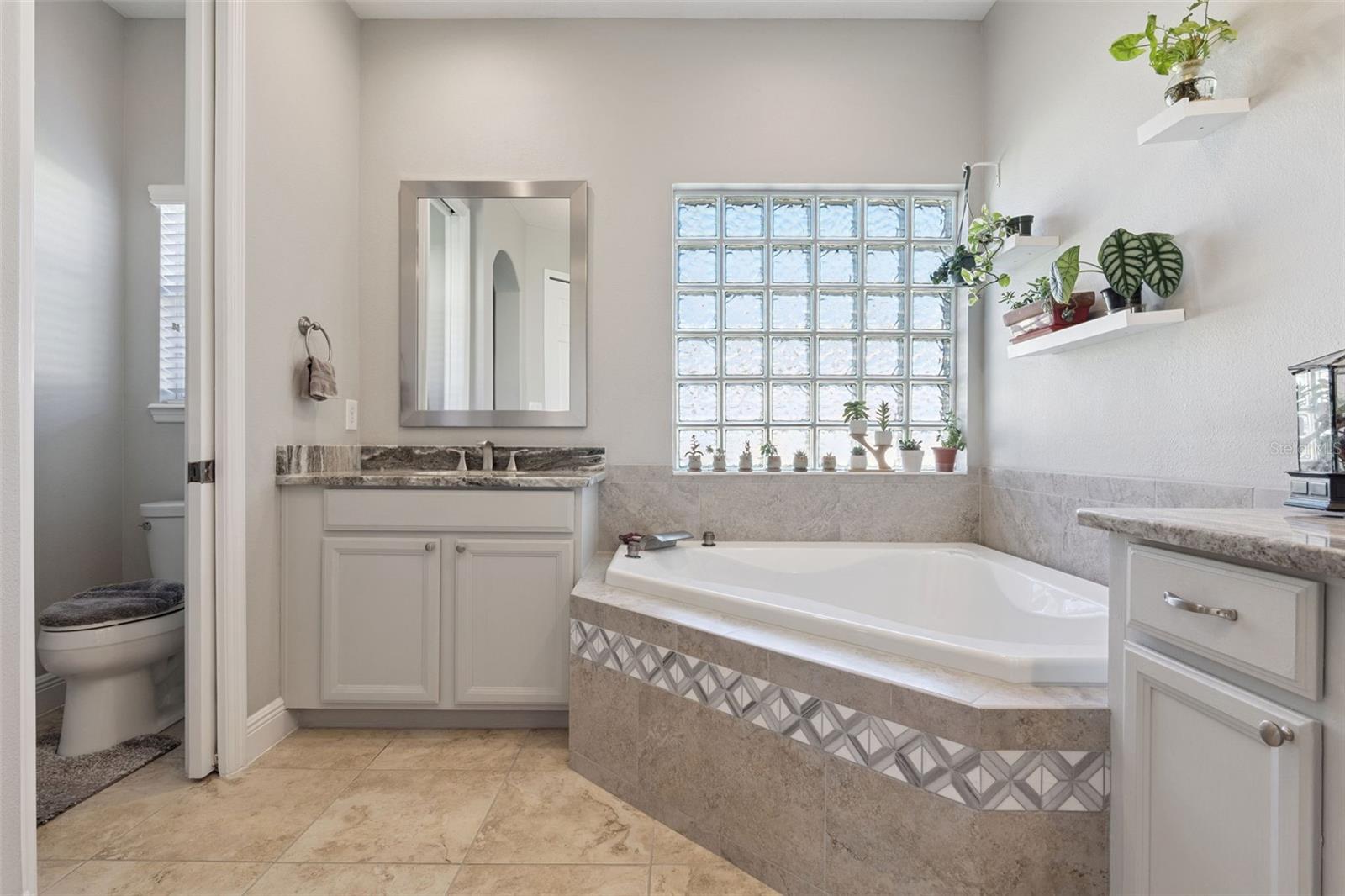 Image 31 of 70 For 3918 Safflower Terrace