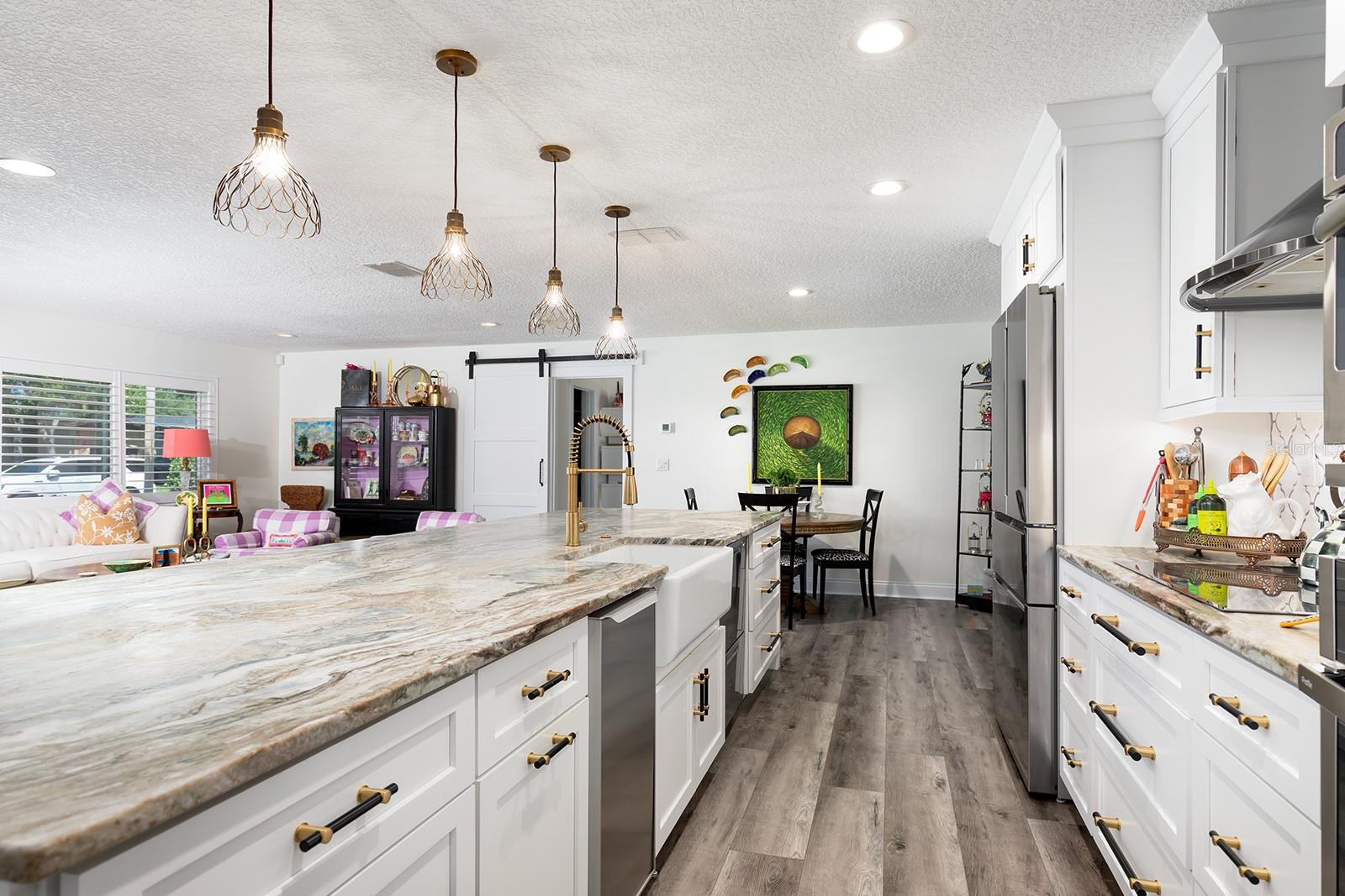 Image 10 of 48 For 2415 Eaton Lane