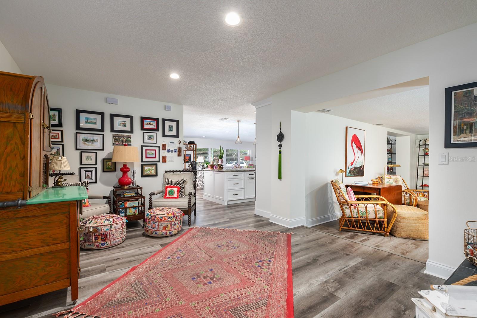 Image 17 of 48 For 2415 Eaton Lane