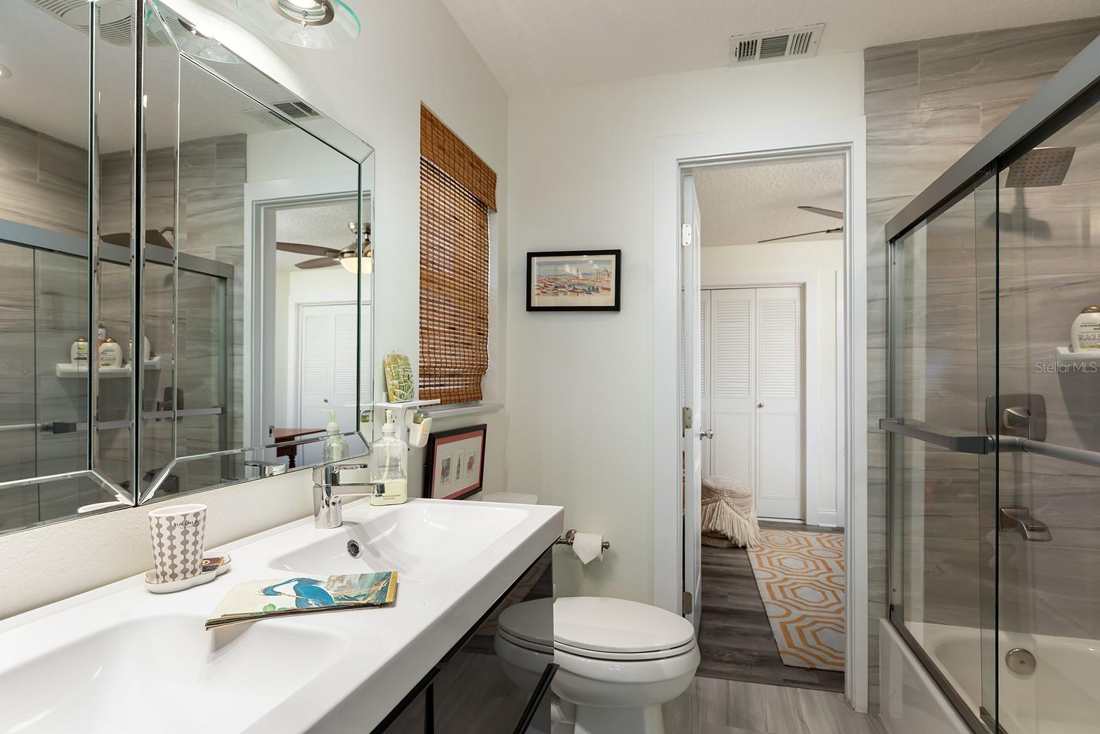 Image 29 of 48 For 2415 Eaton Lane