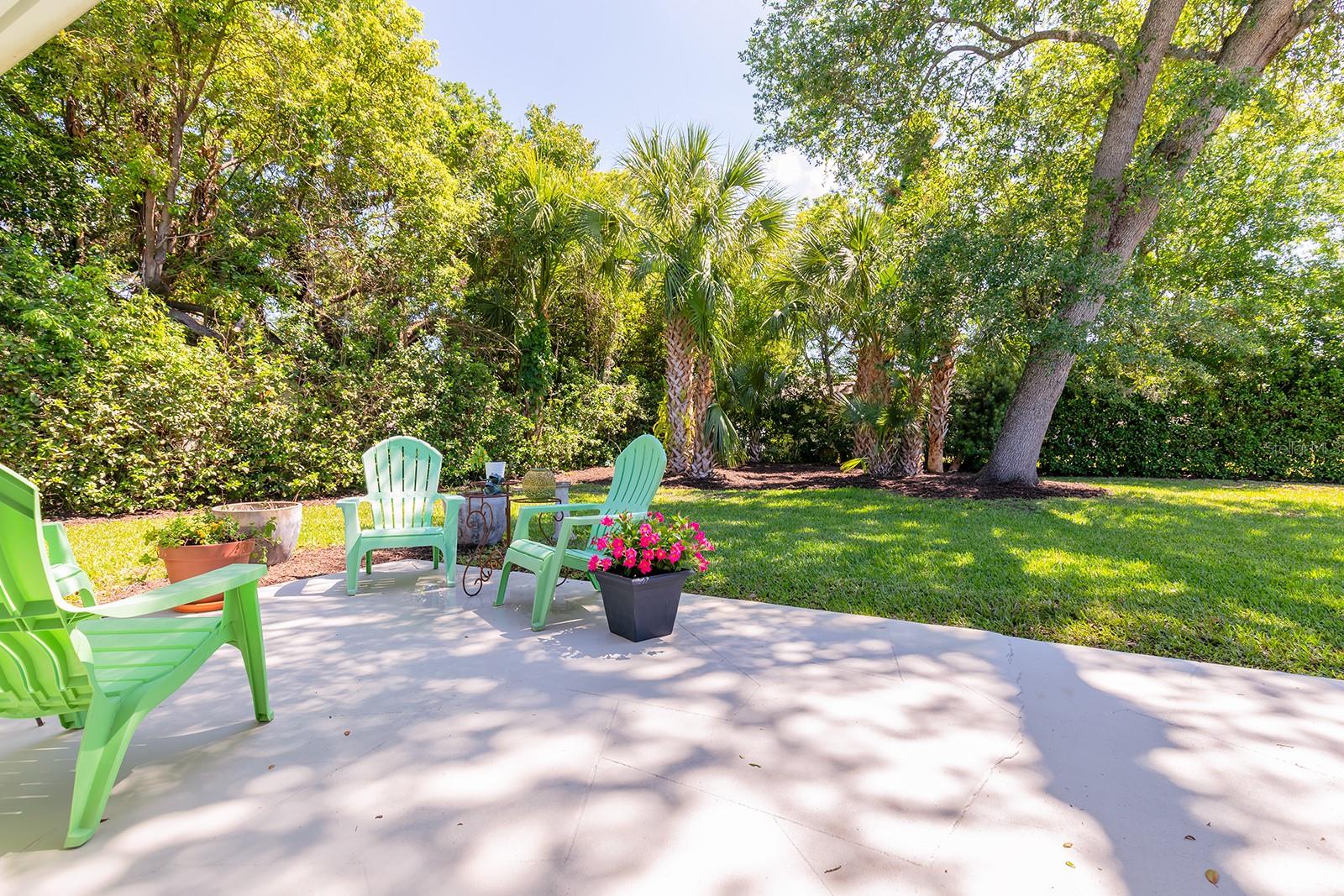 Image 30 of 48 For 2415 Eaton Lane