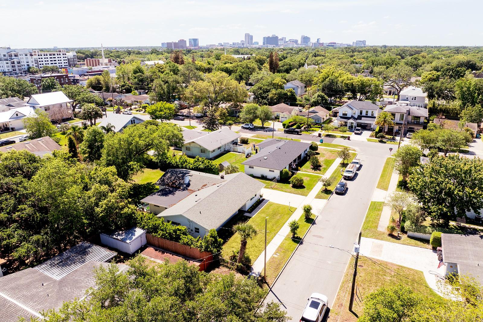 Image 42 of 48 For 2415 Eaton Lane