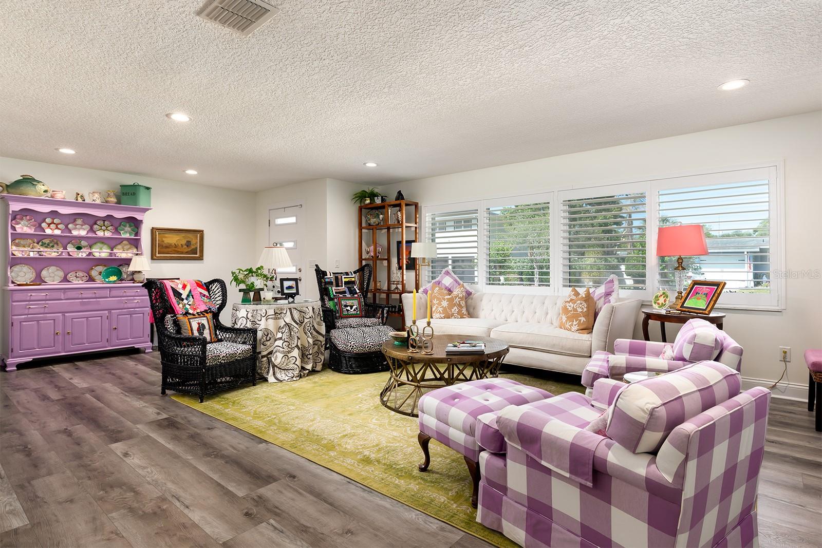 Image 6 of 48 For 2415 Eaton Lane