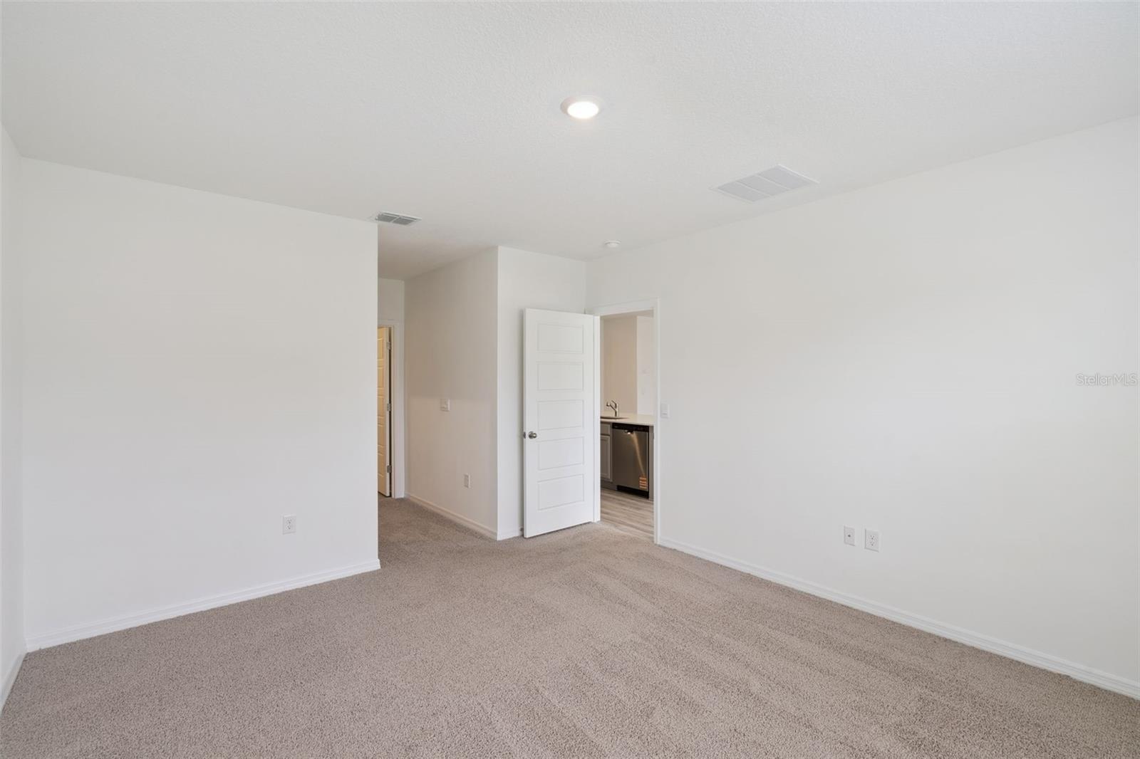 Image 10 of 18 For 3590 Roden Road
