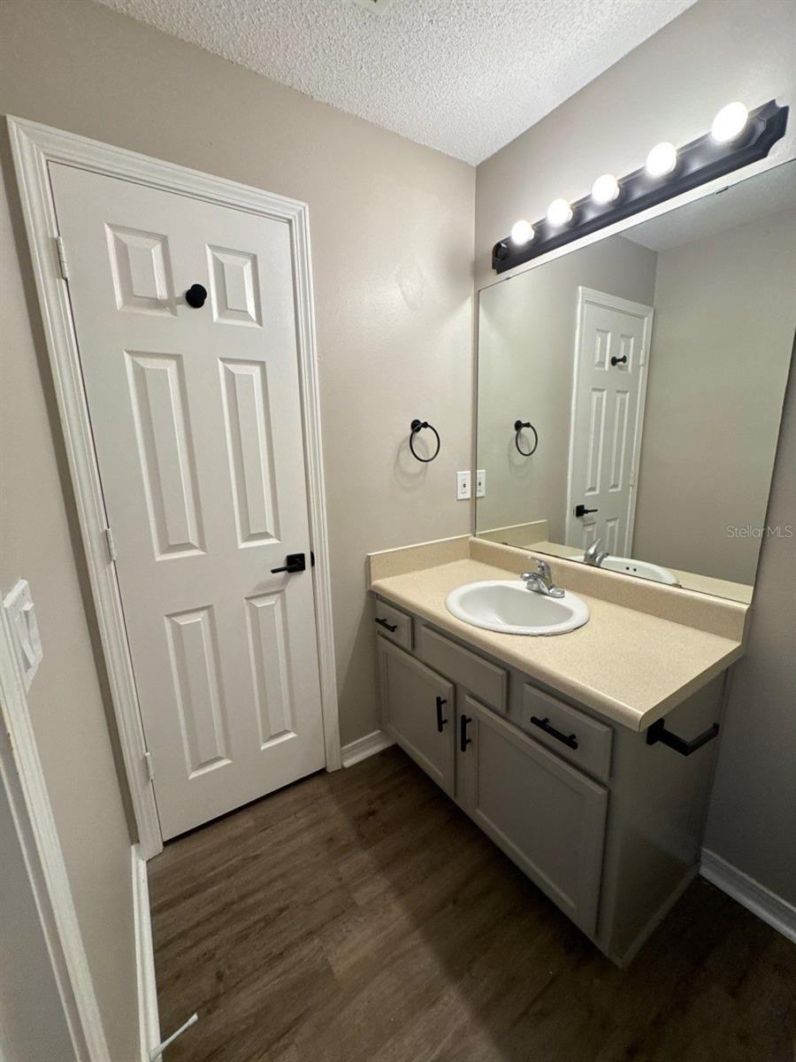 Image 19 of 68 For 2127 Tom Street 2127
