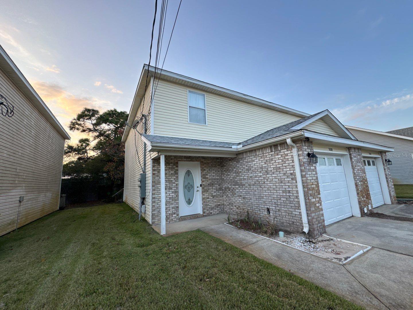 Image 2 of 68 For 2127 Tom Street 2127