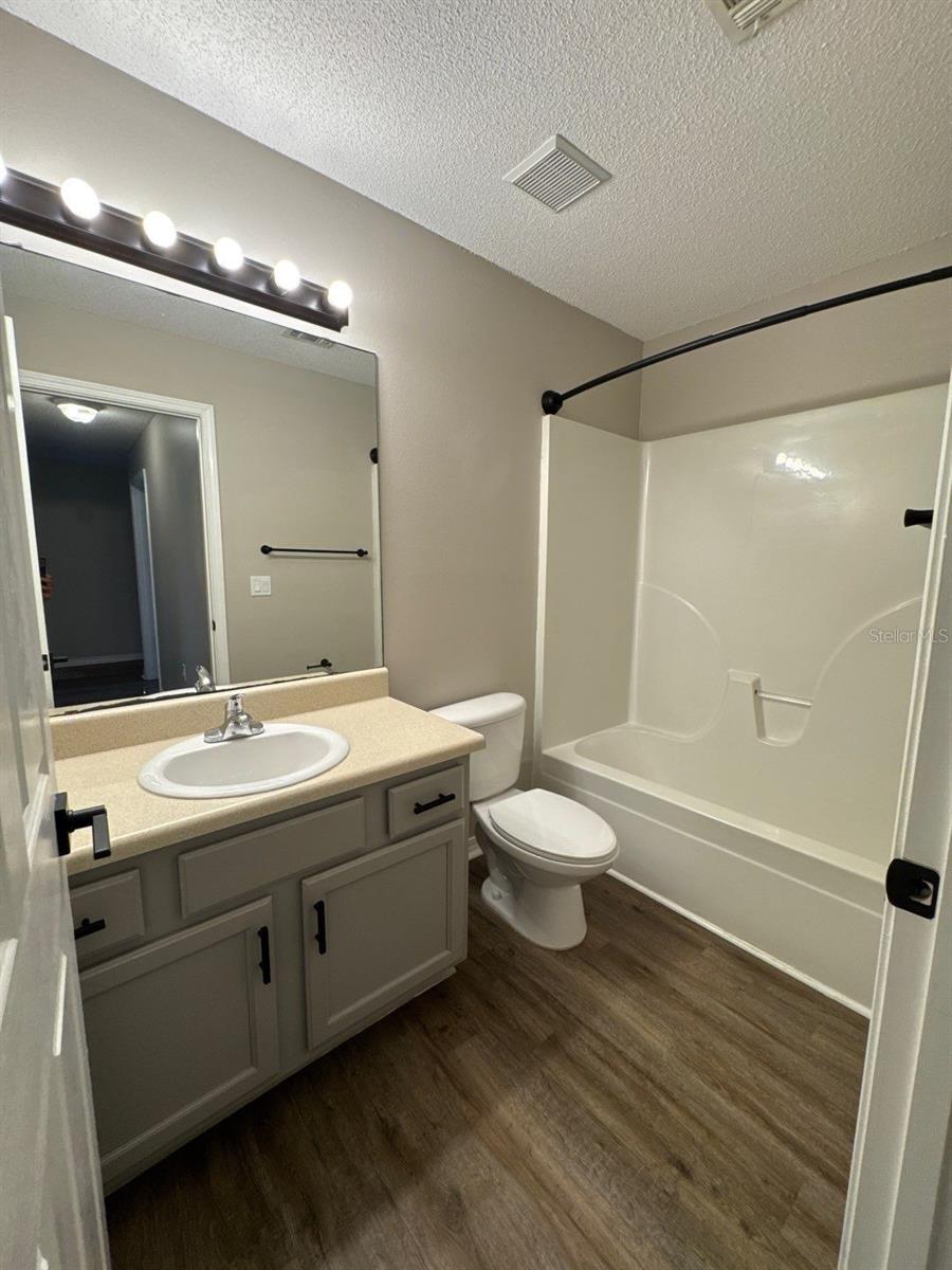 Image 20 of 68 For 2127 Tom Street 2127
