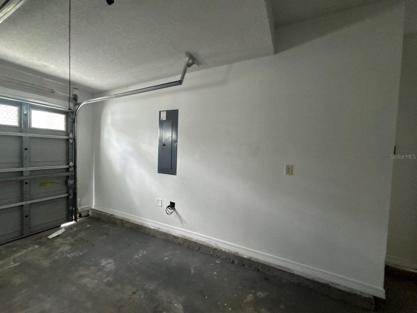 Image 47 of 68 For 2127 Tom Street 2127