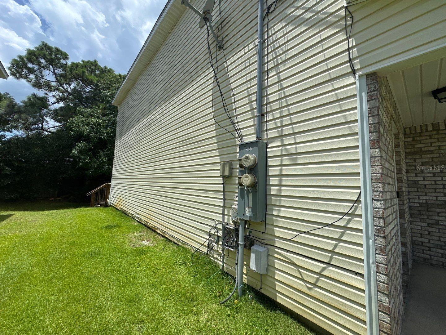 Image 56 of 68 For 2127 Tom Street 2127