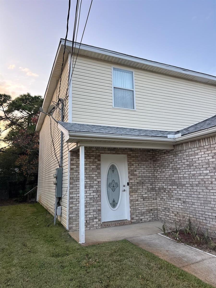 Image 6 of 68 For 2127 Tom Street 2127