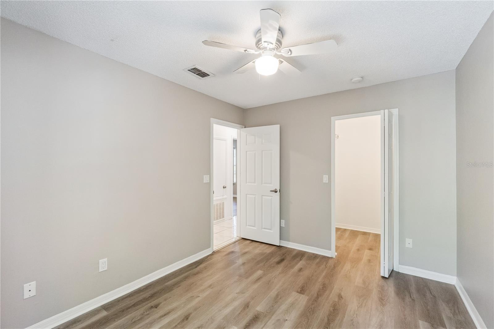 Image 11 of 17 For 2007 Royal Bay Boulevard 144