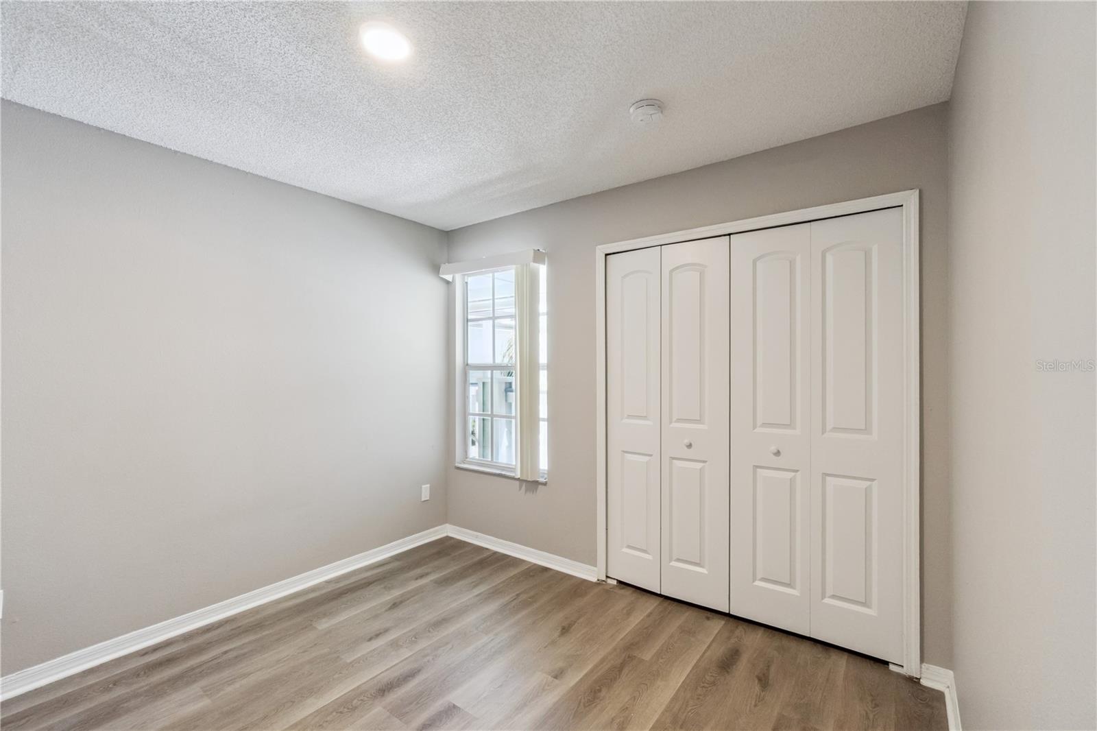 Image 14 of 17 For 2007 Royal Bay Boulevard 144